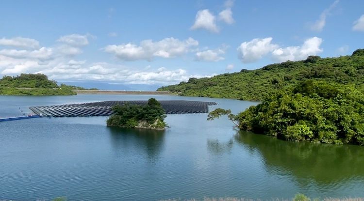 從「曉白」基地可以延伸大大小小十幾座公園。圖為鳳山水庫賞景區。林佩萱攝