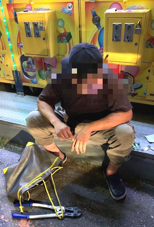 警方埋伏多日，昨深夜逮捕到24歲彭姓竊嫌。讀者提供