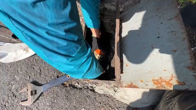 水公司修復後，白家今已能正常供水。小兄妹不用再買水才能洗澡了。民眾提供