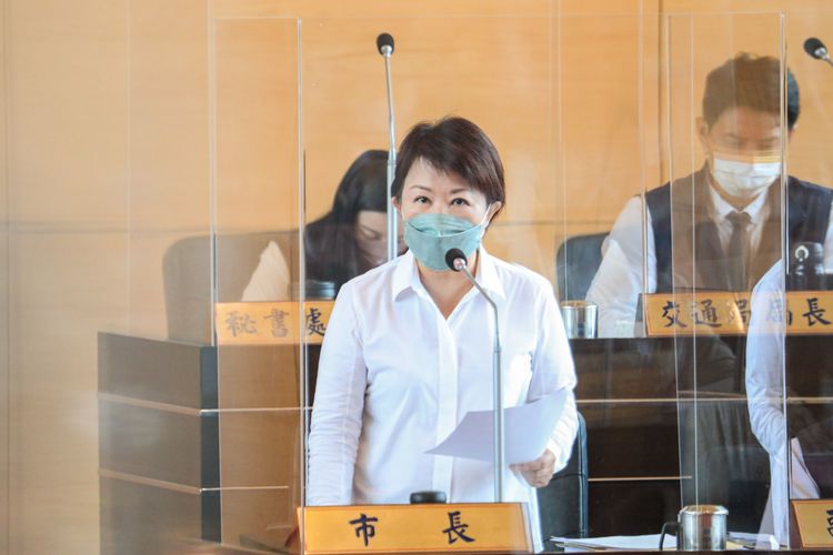 盧秀燕說明狼師案處理過程。鮮明攝