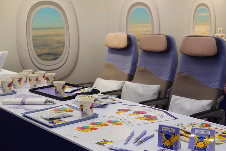 皮卡丘彩繪機機上用品。施昂強攝