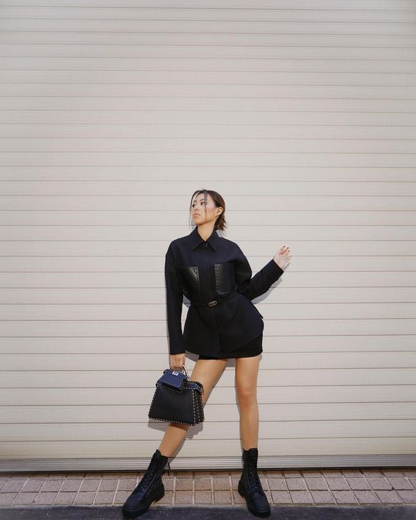 女星蔡詩芸也於今曬出FENDI Peekaboo限定系列手袋。翻攝dizzydizzo IG