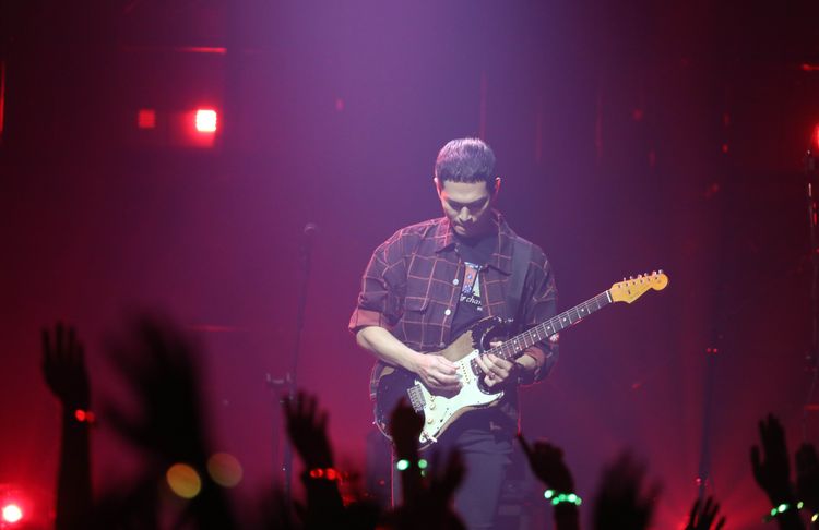 宇宙人吉他手阿奎。鄭孟晃攝