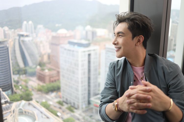 謝佳見這次回馬來西亞，只能和爸爸相聚1天。陳明中攝