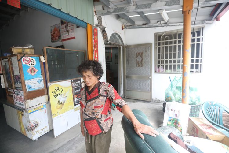 陳東花的屋子裂開。羅琦文攝