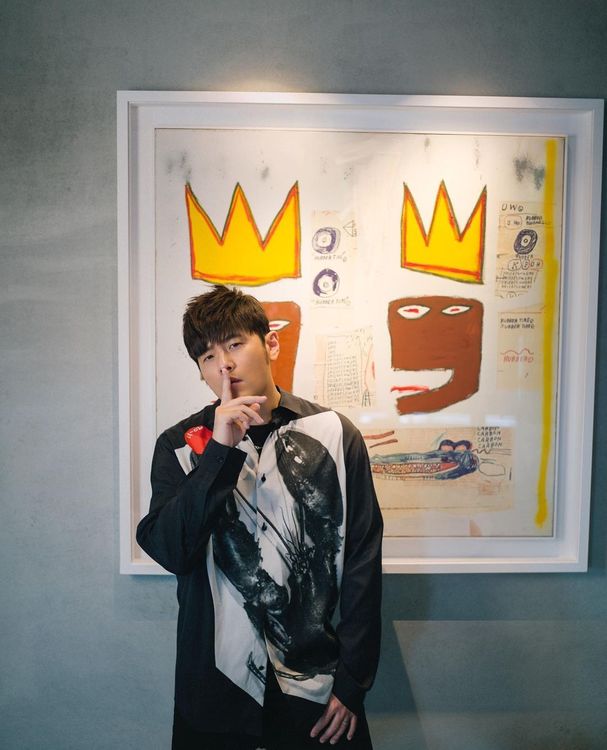 亞洲天王周杰倫是娛樂圈中知名的Basquiat粉絲。翻攝jaychou IG