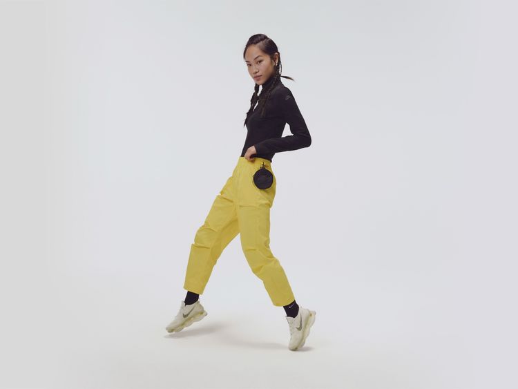 Air Max Scorpion全露式的氣墊配置，讓鞋款充滿造型與視覺張力。品牌提供
