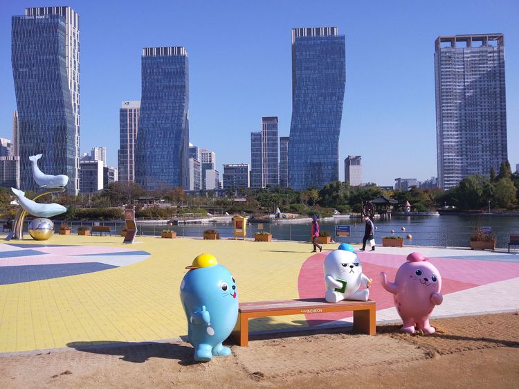 雄獅日、韓旅遊商品2萬有找。雄獅旅遊提供