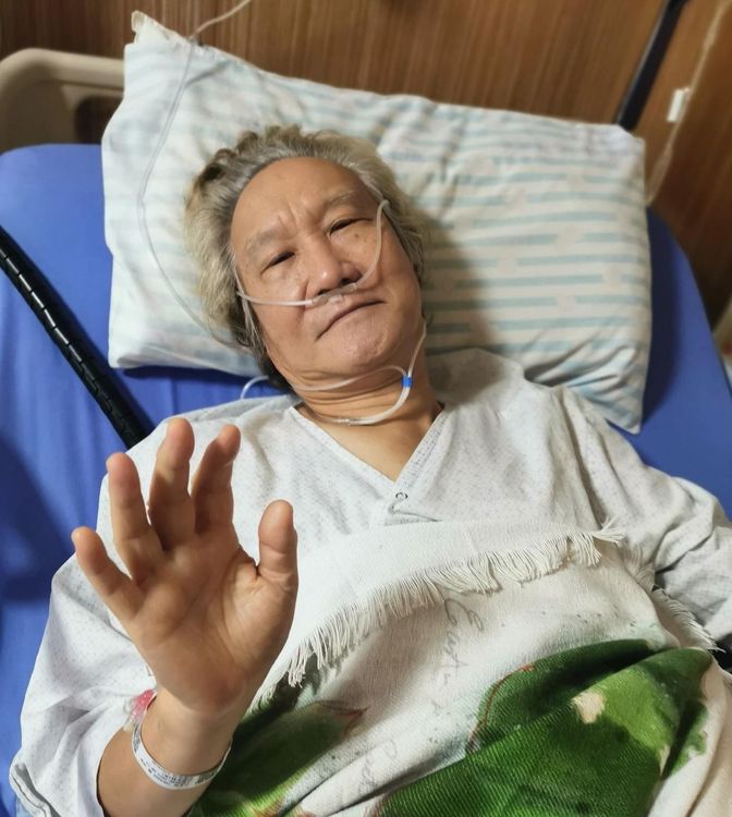 王陽明父親住院開刀。翻攝自王陽明IG