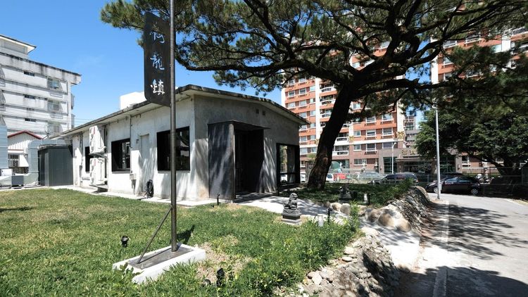 杜詩梅透露餐廳是日治時代建造的平房，相當穩固。翻攝海灘工作室 建築x空間/研究製作 BEACH Studio臉書