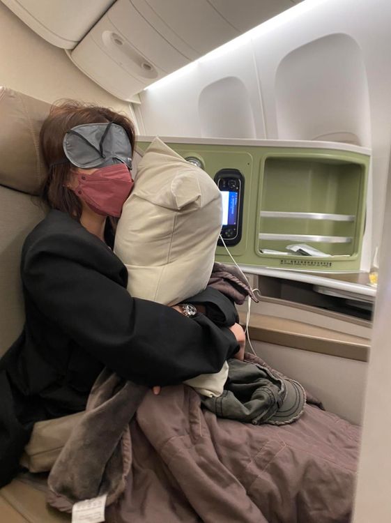 吳慷仁為邵雨薇今年入圍金鐘非常高興，更在臉書上感謝評審。翻攝吳慷仁臉書