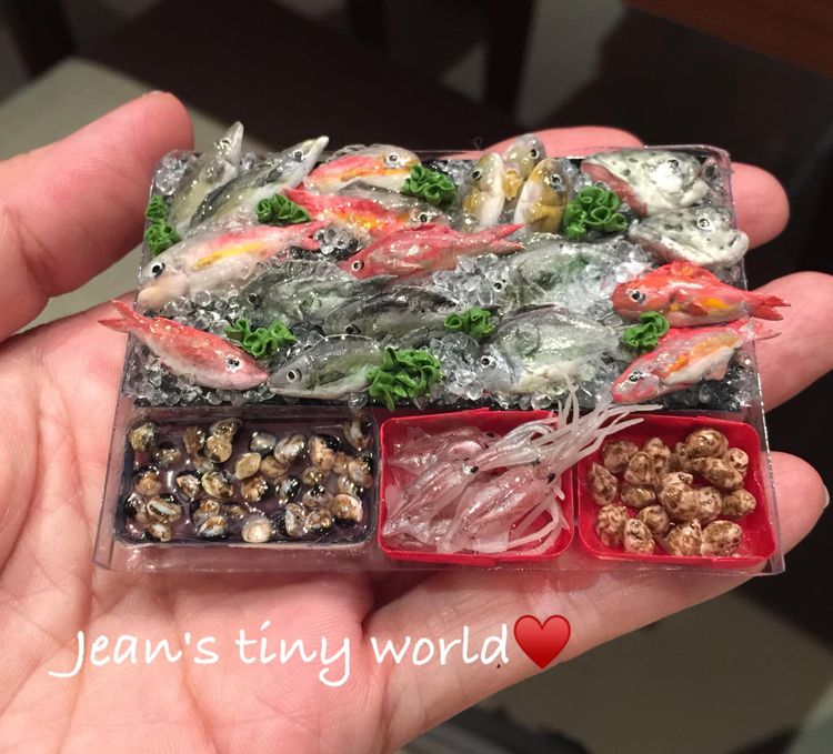 郭昱晴熱愛袖珍藝術。引自郭昱晴臉書