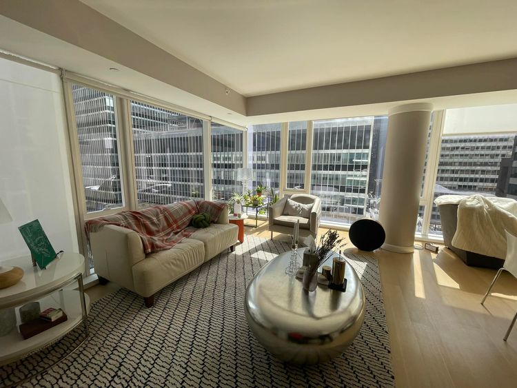 郭彥甫曬出的曼哈頓豪宅照片讓不少藝人都喊羨慕。引自郭彥甫臉書