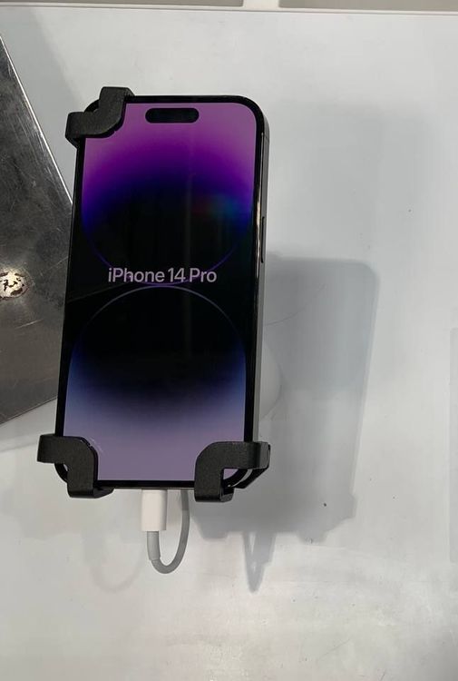 網友目擊好市多開賣的i Phone14新機。翻攝自Costco好市多 商品經驗老實說臉書