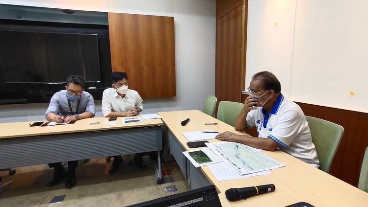 立委廖國棟再台北國會辦公室與水利署官員會談。翻攝自廖國棟Sufin.Siluko臉書粉專