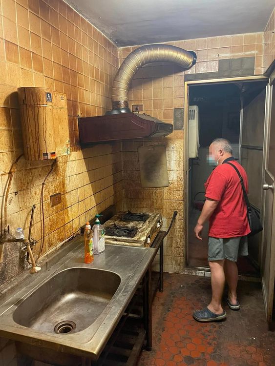 翻攝自臉書「爆廢公社公開版」