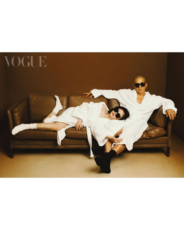 大S（左）與老公具俊曄親暱拍攝《VOGUE》雜誌。翻攝hsushiyuan IG