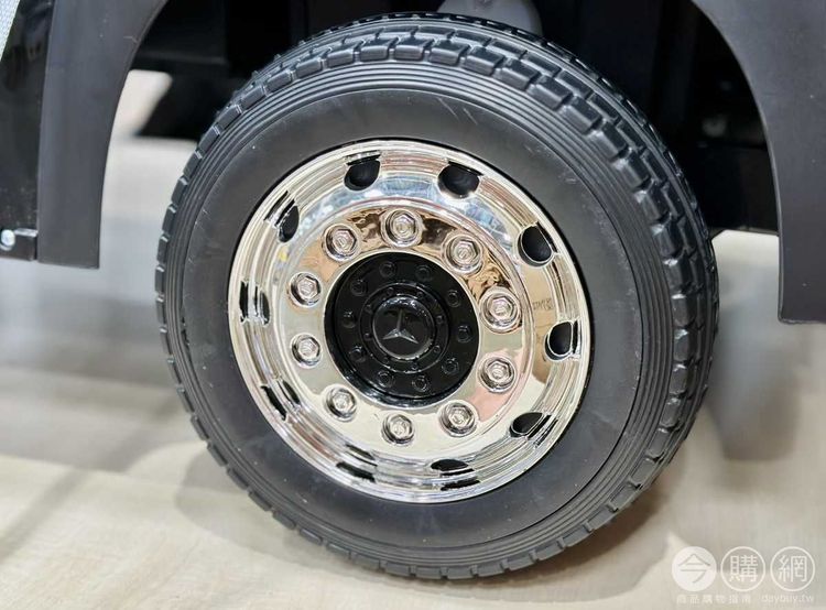 開雙B不是夢！好市多萬元入手，網：離賓士最近的一次。翻攝《Costco好市多商品經驗老實說》社團