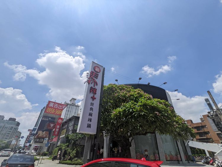 公益路下半年相繼迎來連鎖品牌進駐。王鈞生攝