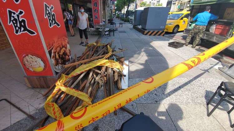 為了避免再度發生意外，現場已拉起封鎖線。王勇超攝