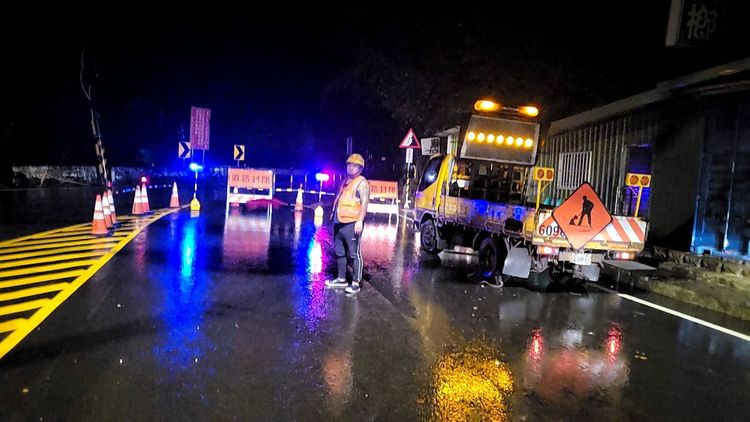 復興區台7線部分路段今晚7時起實施預警性封路。大溪警分局提供