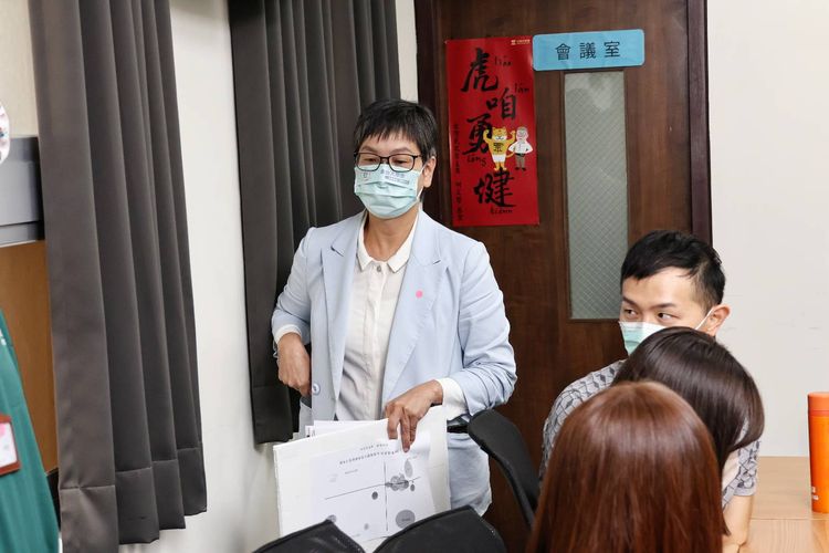 蔡壁如強調自己的論文沒有問題，希望校方提供完整決議內容。葉志明攝