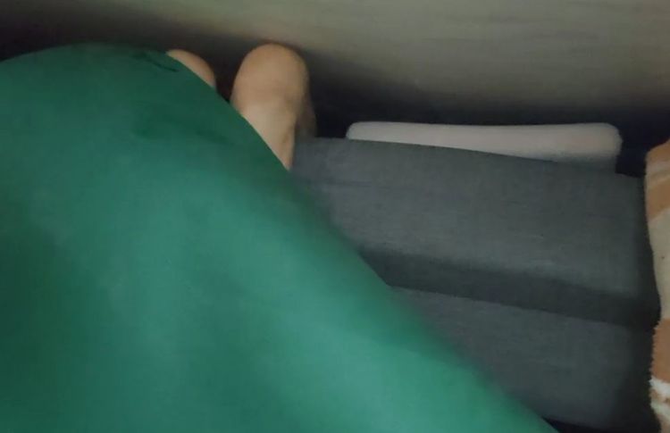 特搜隊員在倒塌建物3樓發現1男1女受困。翻攝自義消特搜隊顏勝裕的FB