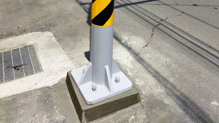 警方徹查後發現13處異常，已請廠商優先修復加固。警方提供