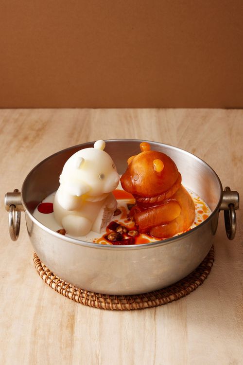 聚在湯品中加入招牌貓造型的聚寶熊。業者提供