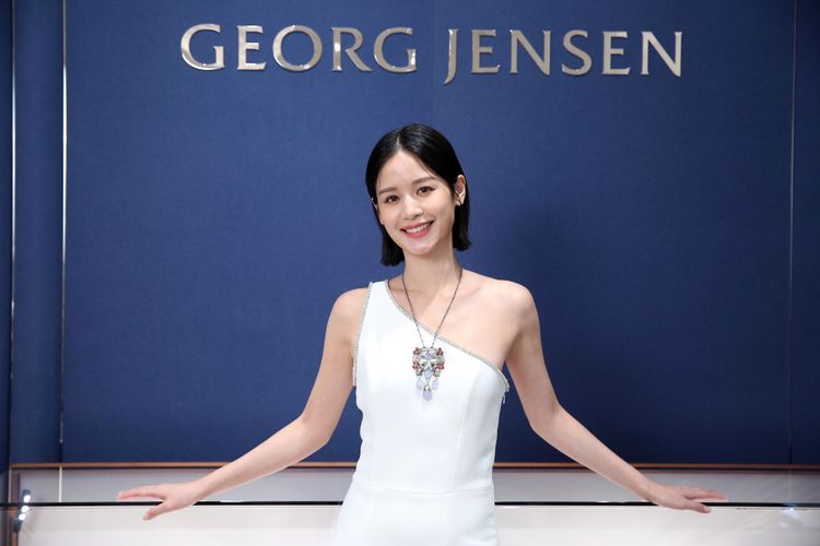 袁子芸以喬治傑生台灣代言人身分，首度於品牌高雄銀雕展中亮相。品牌提供