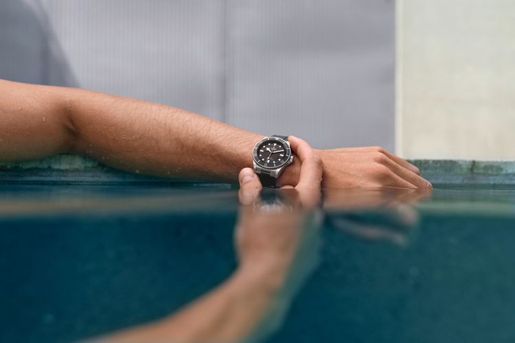 Pelagos 39腕錶承襲帝舵專業潛水錶精髓，並採用錶徑為39mm的鈦金屬錶殼。品牌提供