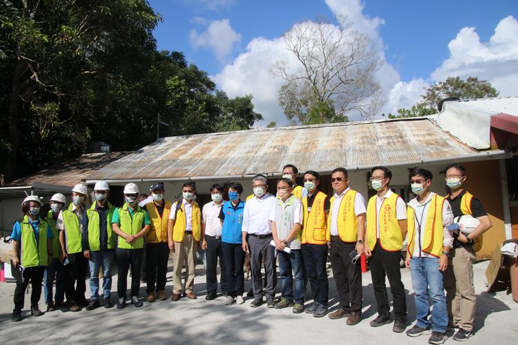 全國土木技師公會、全國建築師等專業團隊也在現場陪同會勘。台東縣府提供