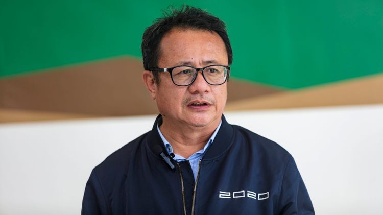 賴坤成本想擔眾望替民進黨背水一戰，可惜並未獲得民進黨選舉對策委員會青睞。古和純攝