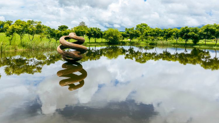 縱谷大地藝術季，英國Tim Norris《無盡的流動》。古和純攝