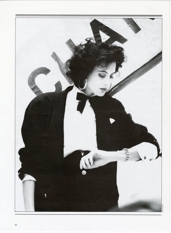 法國超模Ines de la Fressange於1987年為Première腕錶拍攝形象廣告。品牌提供