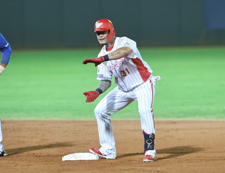 味全林智勝未能在嘉義市達成生涯300轟，但擊出1分打點安打。  味全龍提供