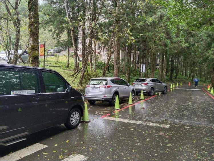 因山區道路中斷，300多人受困明池山莊無法下山。力麗馬告生態園區明池山莊提供