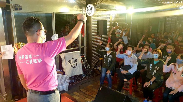 童子瑋指出，要利用委託行成功的經驗進行地方創生。戴之聖攝