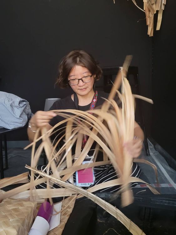 黃詩婷成功將月桃編織工藝作品打入M&O國際大展。妍川國際事業提供