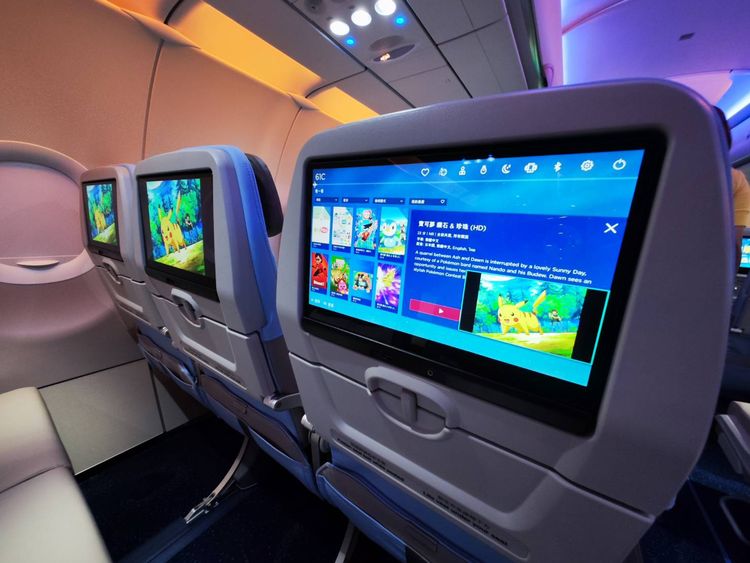 13.3吋4K高畫質個人螢幕，堪稱國籍航空最大。田欣雲攝