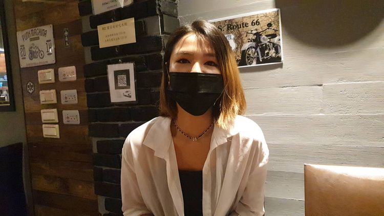 餐廳鄭小姐出面說明真的不認識劉明峰。戴之聖攝