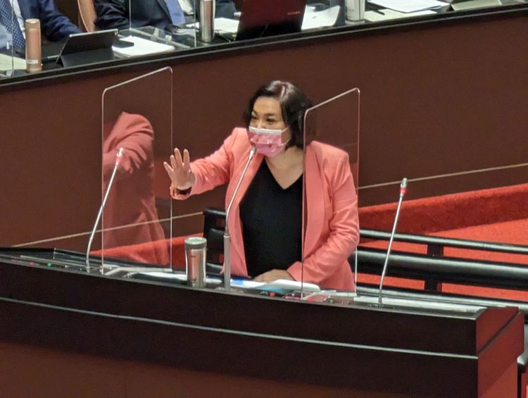 金門在地立委陳玉珍質疑國門開放衛合小三通沒開。蘇柏銓攝