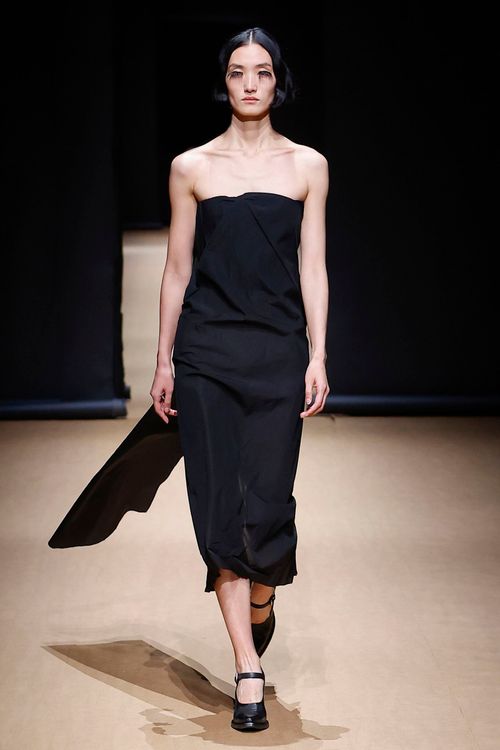 PRADA 2023春夏女裝大秀。品牌提供