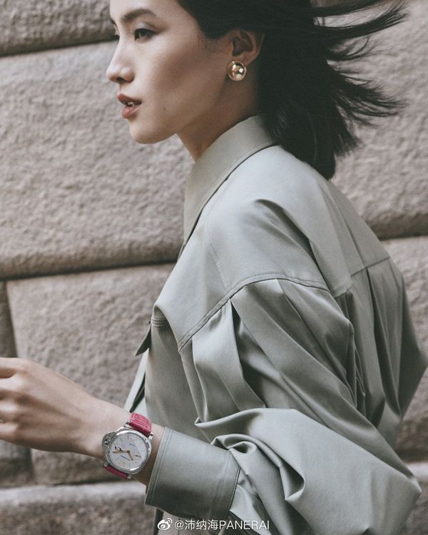 Luminor Due Luna錶款主打可正式、可日常的多變風格。翻攝PANERAI微博