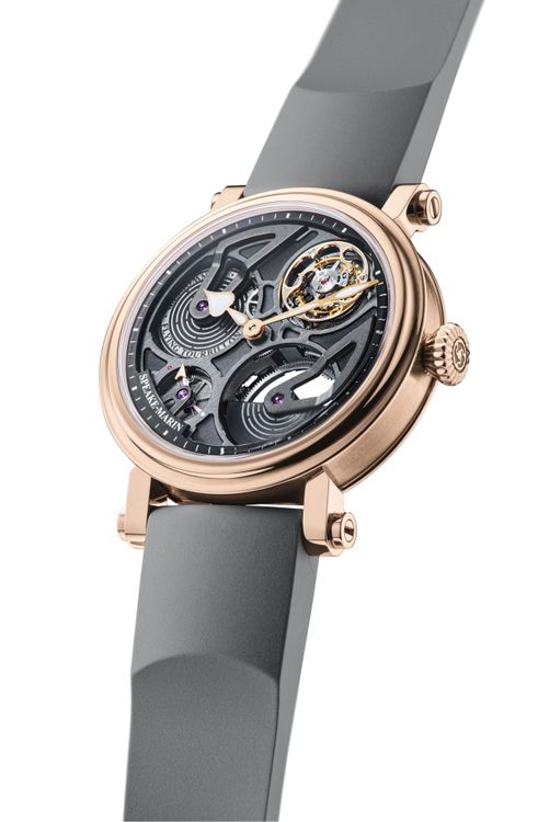 Openworked Tourbillon玫瑰金飛行陀飛輪腕錶，具38mm與42mm錶徑尺寸，各限量10只，各288萬8000元與298萬8000元。品牌提供