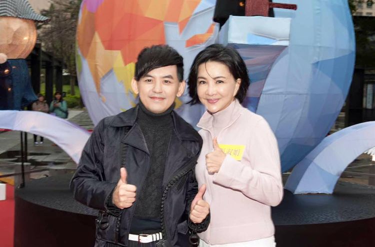 周玉蔻表示她經層層查證，確認滾床單案女主角就是張淑娟，更痛批她害王筱嬋背黑鍋22多年。引自張淑娟臉書