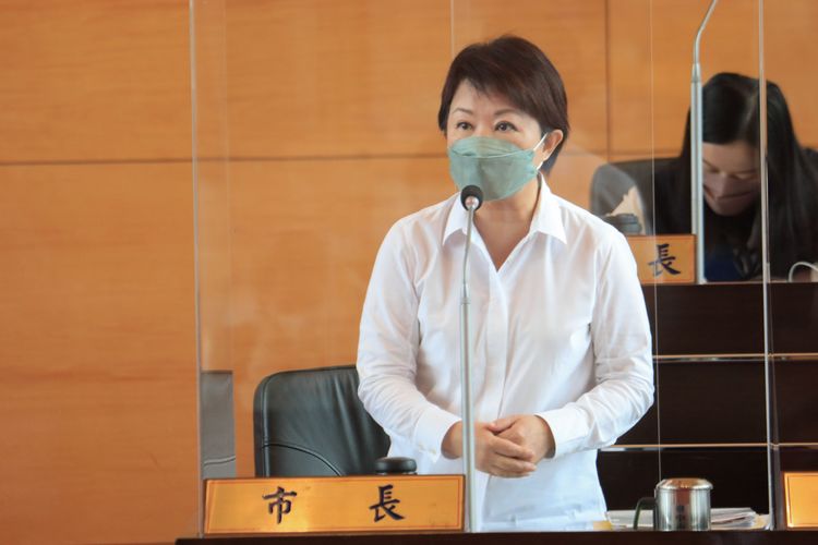 盧秀燕強調自己在台中有家，目前房產在父母名下。鮮明攝
