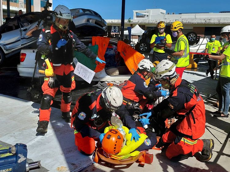 為了參加WRO舉辦的車禍救援挑戰賽，消防署徵召全國各地好手參加。消防署提供