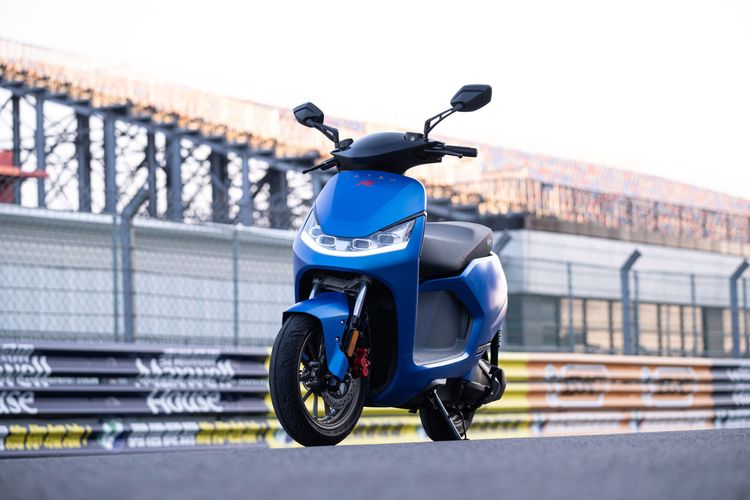 即日起新購Ionex S7R 即可免費升級 IPU 方案，現有車主指定活動期間也可用半價升級。原廠照片