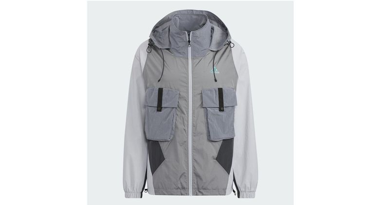 Outer Jacet男款色塊拼接防風外套，2890元。品牌提供